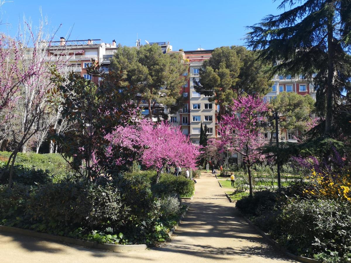 Aparteasy - Turo Park With Lovely Balcony Barselona Dış mekan fotoğraf